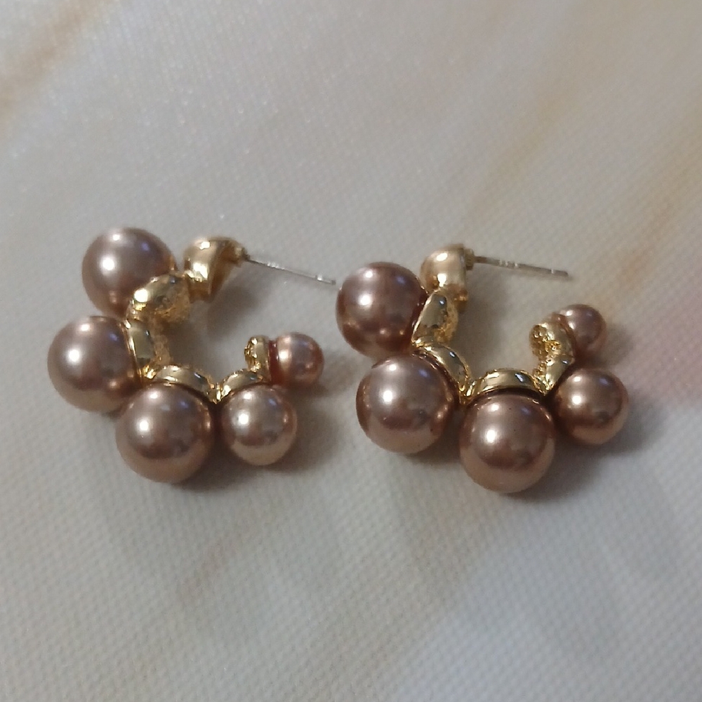 Elegant Gold and Bronze Pearl Cluster Earrings